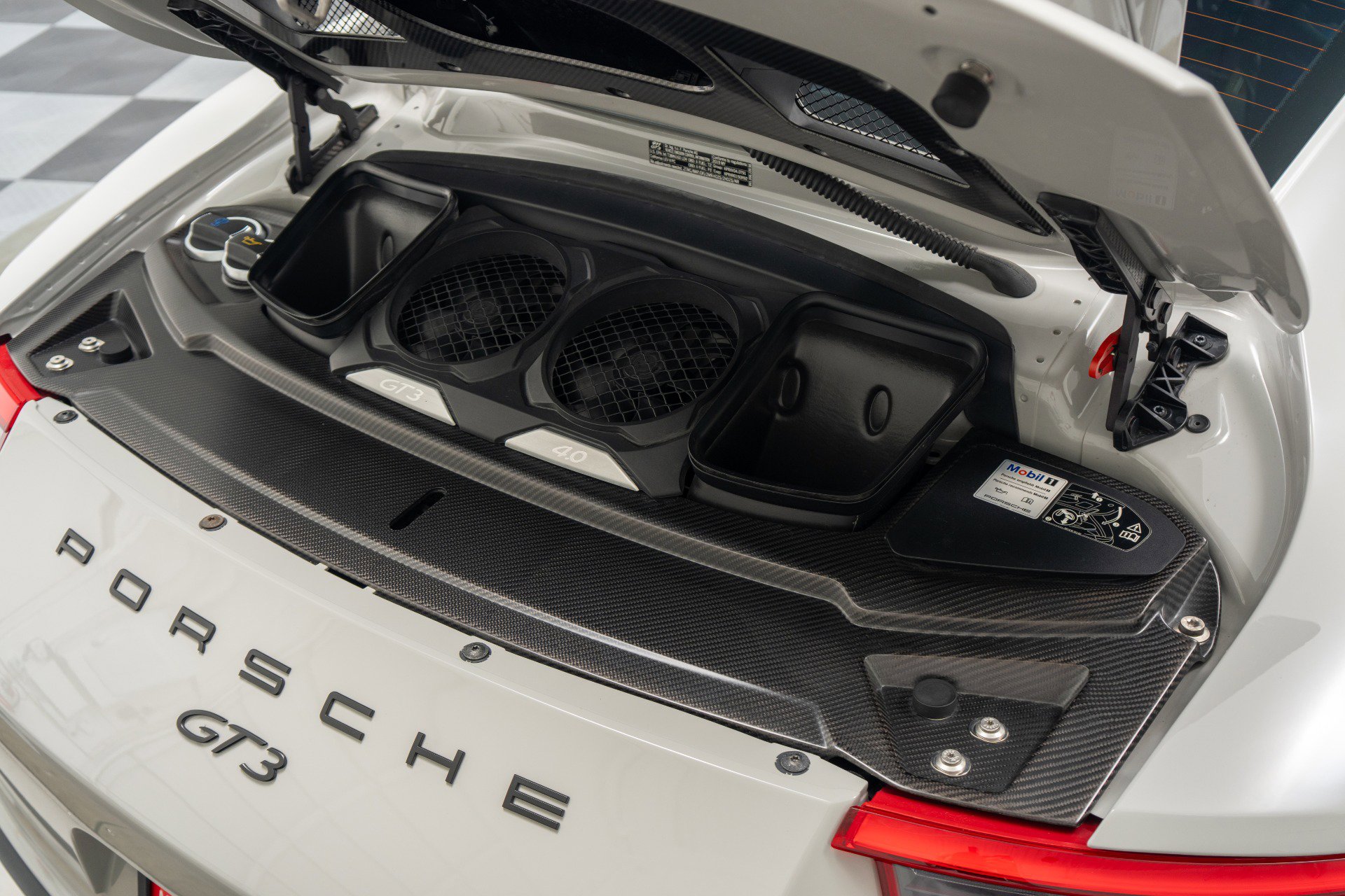 Used 2019 Porsche 911 GT3 RWD image 45