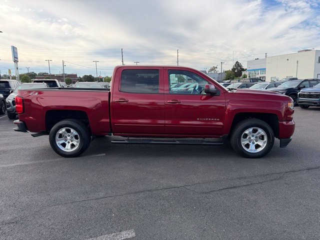 Used 2018 Chevrolet Silverado 1500 LT w/ All Star Edition AWD/4WD image 16