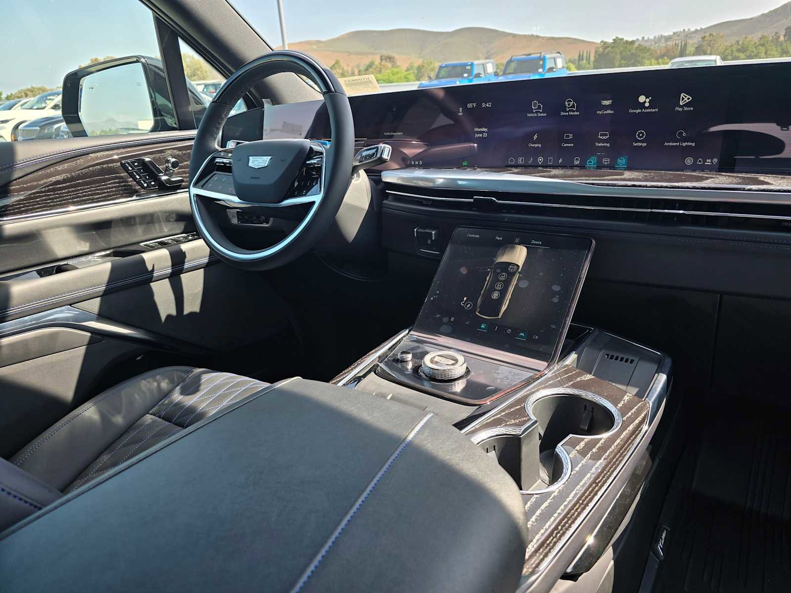 New 2026 Cadillac Escalade IQ Luxury 1 w/ LPO, Floor Liner Package image 13