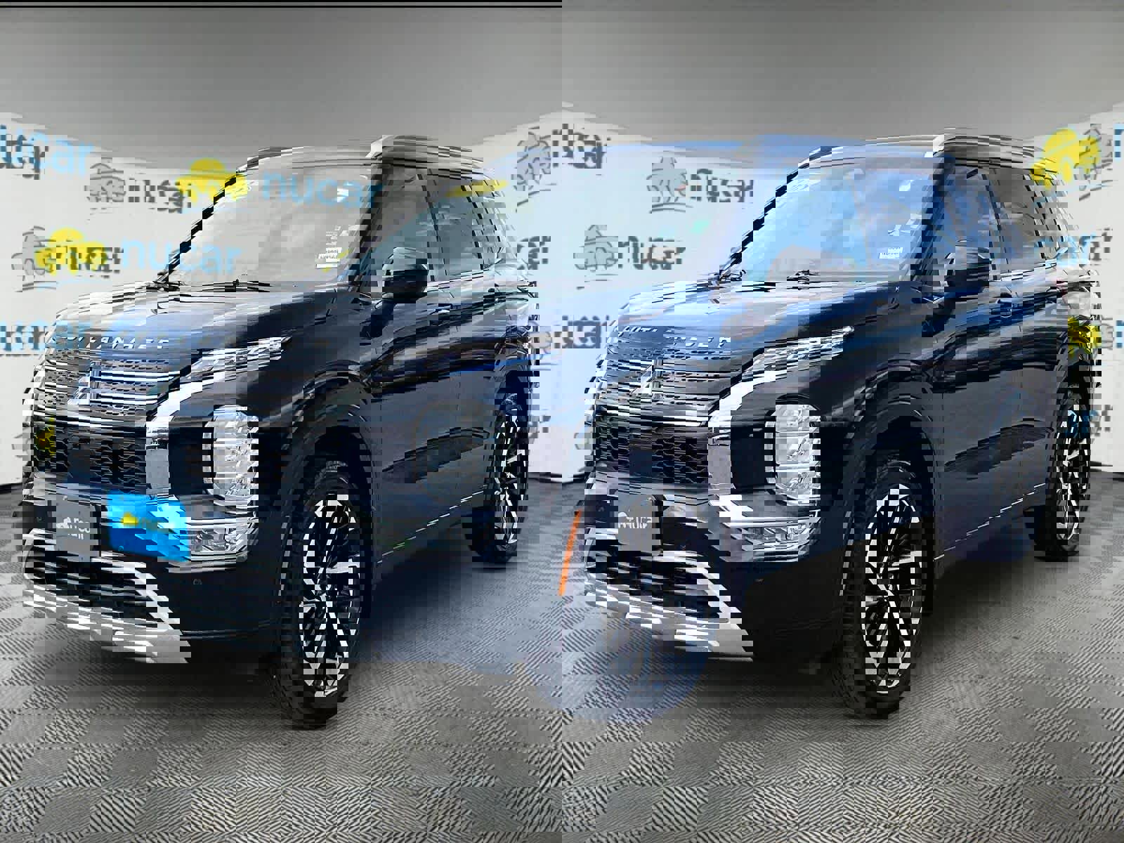 Used 2023 Mitsubishi Outlander SEL image 3