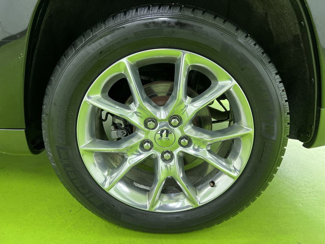 Used 2015 Jeep Grand Cherokee Summit AWD/4WD image 15