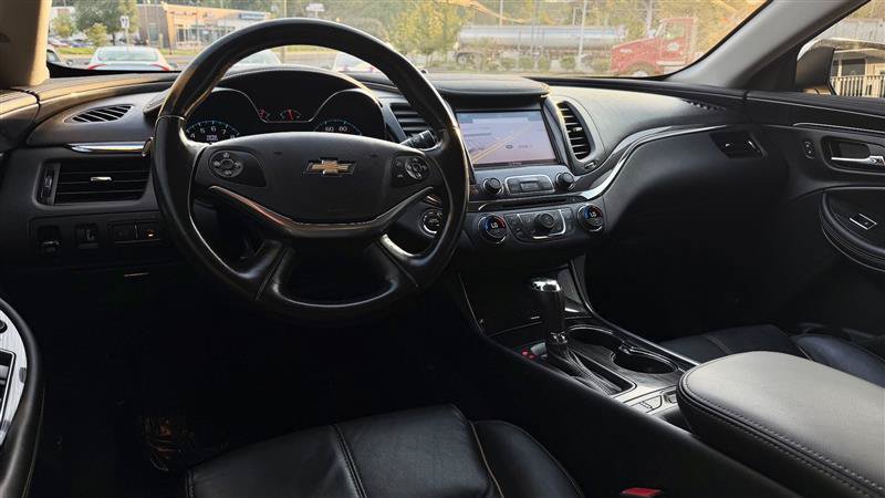 Used 2018 Chevrolet Impala Premier FWD image 24