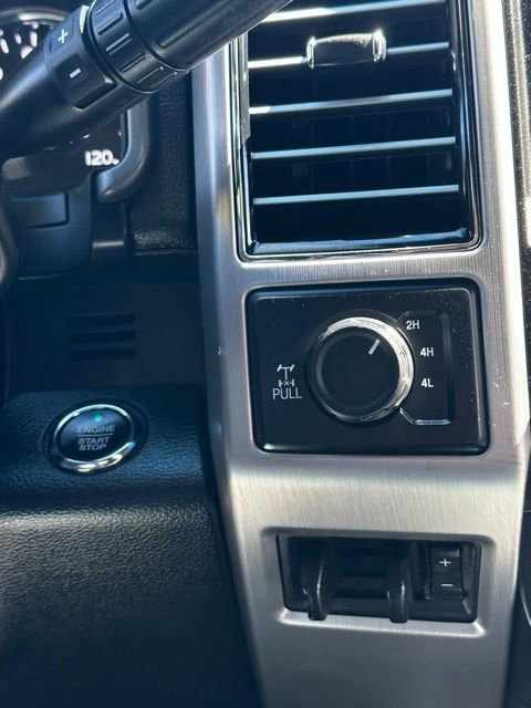 Used 2019 Ford F350 Platinum w/ Platinum Ultimate Package AWD/4WD image 35