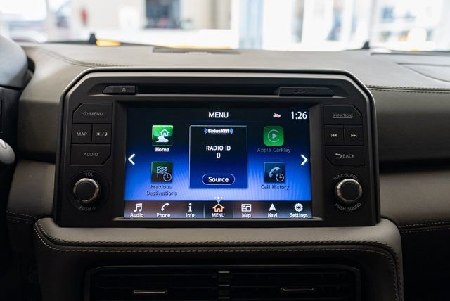 Used 2020 Nissan GT-R Premium w/ Premium Interior Package image 11