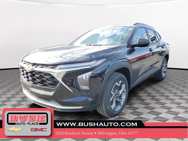 New 2026 Chevrolet Trax LT w/ Driver Confidence Package image 2