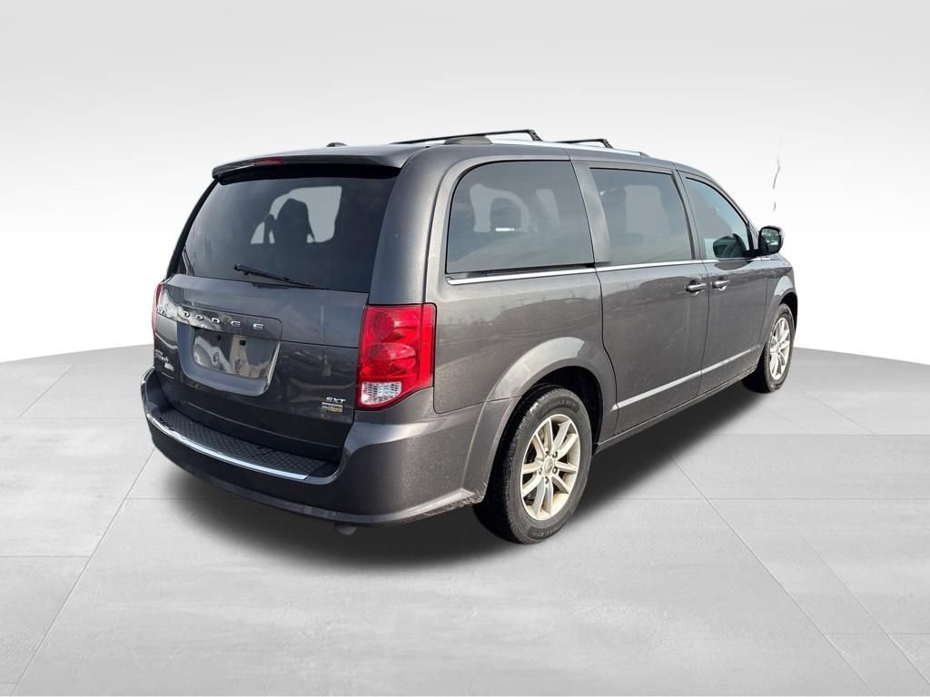 Used 2019 Dodge Grand Caravan SXT image 6