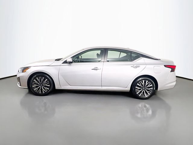 Used 2023 Nissan Altima 2.5 SV image 6