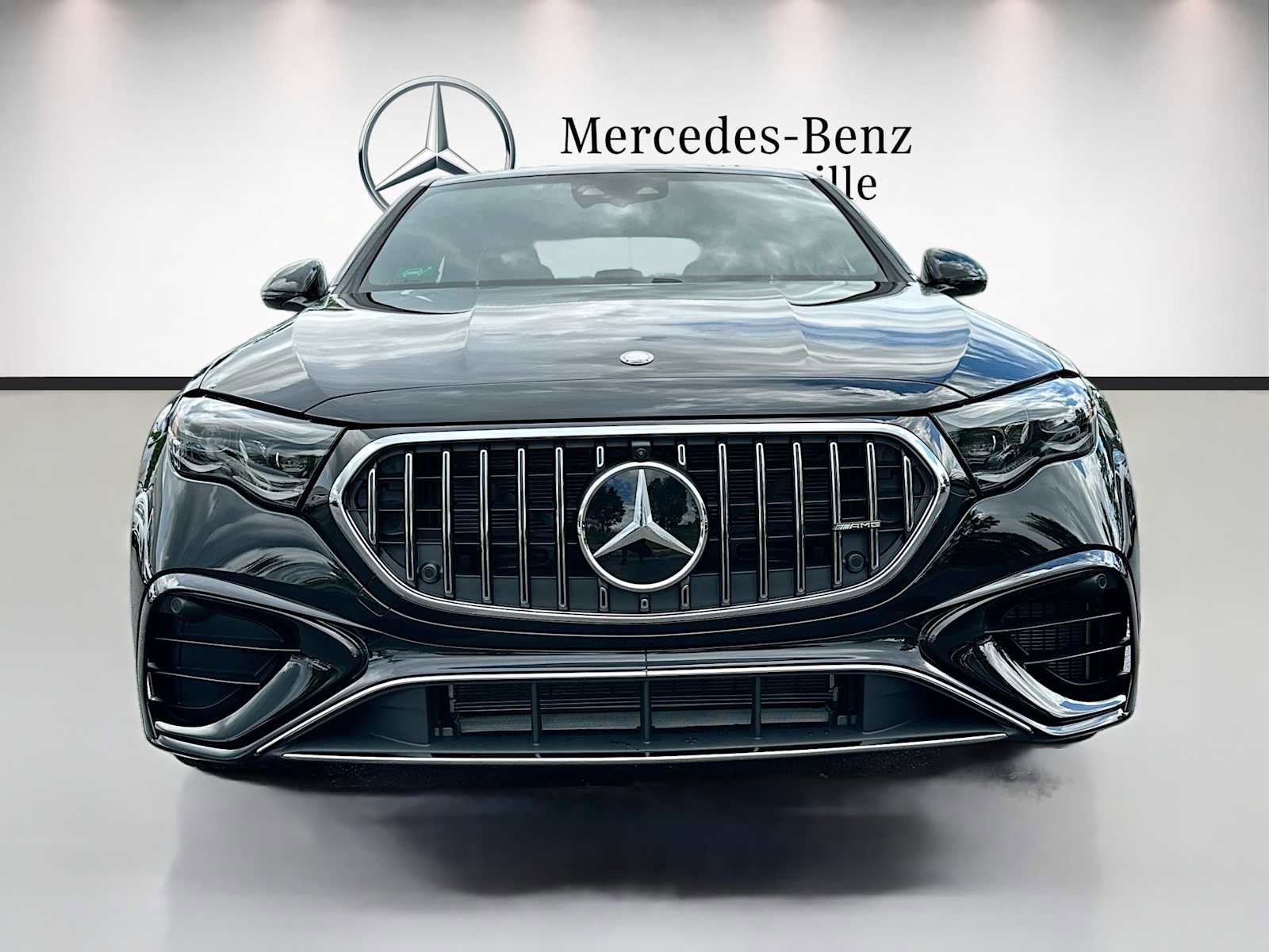 New 2026 Mercedes-Benz E 53 AMG e 4MATIC Sedan image 2