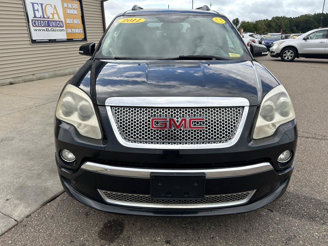 Used 2011 GMC Acadia Denali AWD/4WD image 2