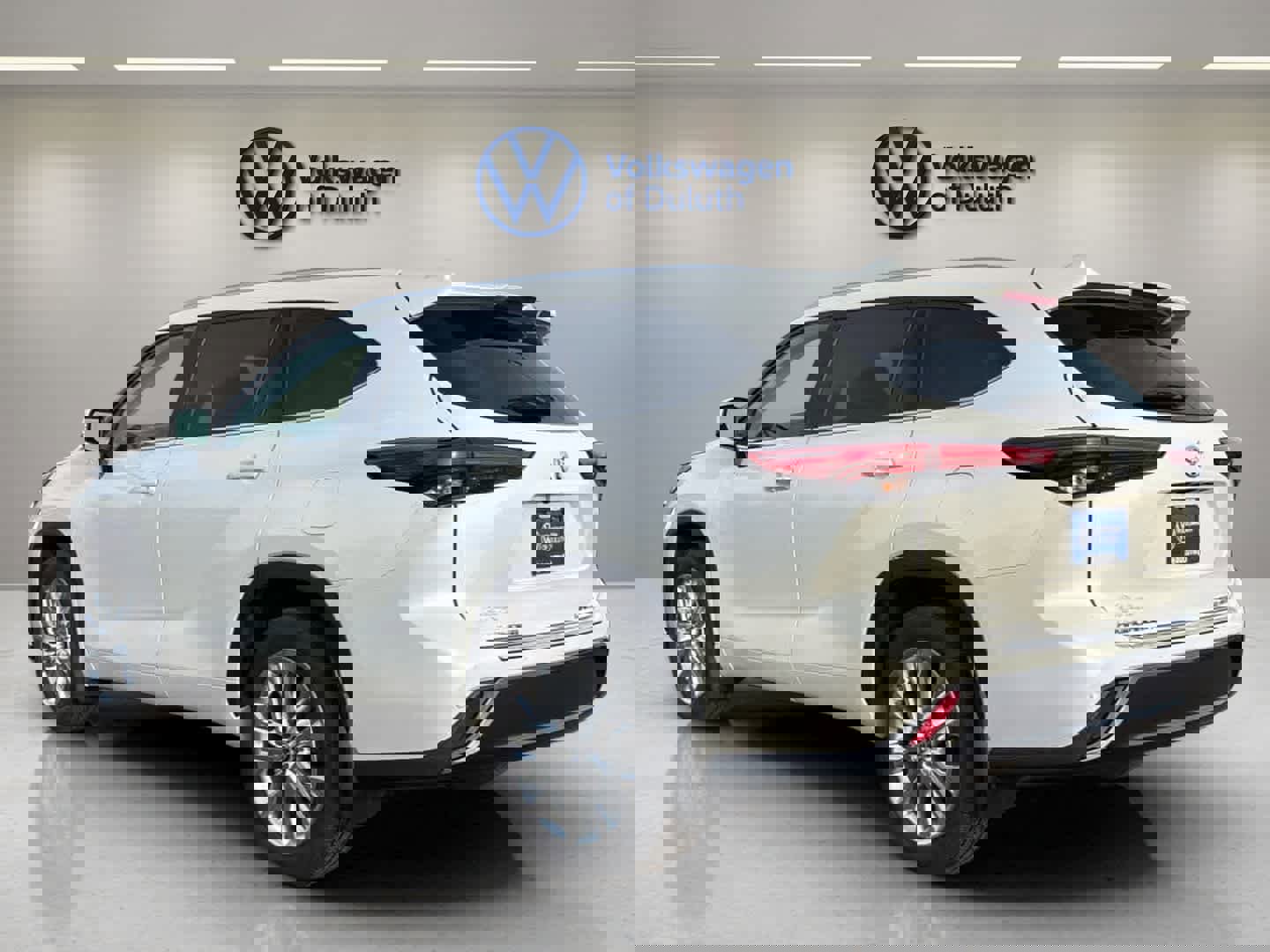 Used 2020 Toyota Highlander Limited image 3