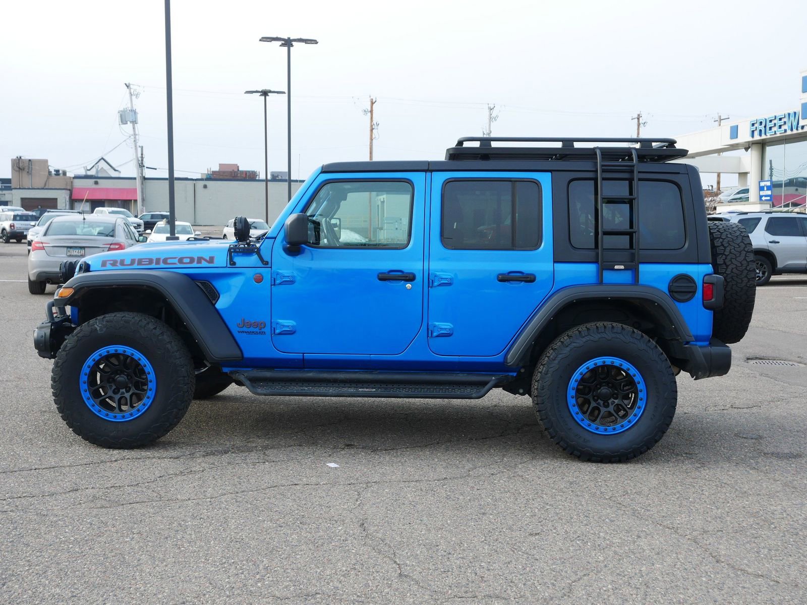 Used 2022 Jeep Wrangler Unlimited Rubicon w/ Cold Weather Group image 2