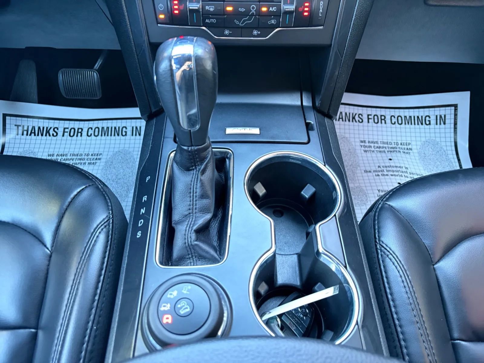 Used 2019 Ford Explorer XLT w/ Equipment Group 202A AWD/4WD image 29