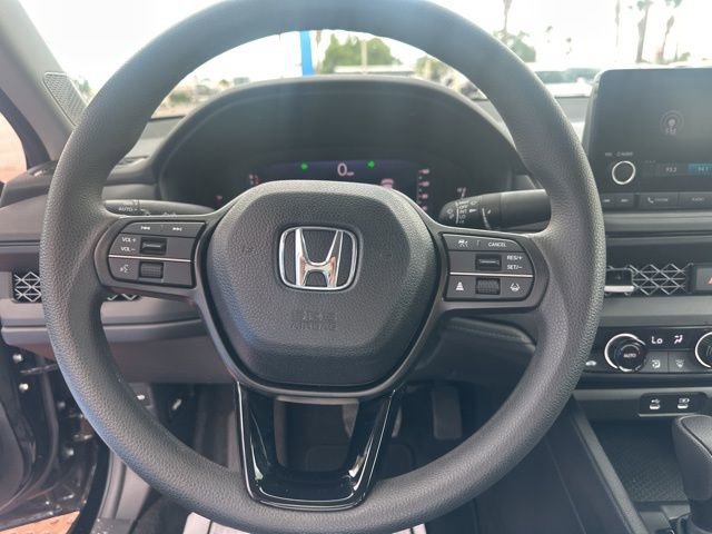 Used 2025 Honda Accord SE image 13