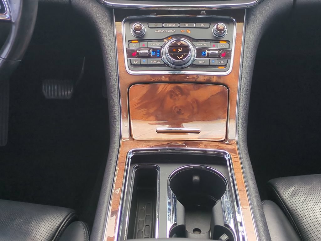 Used 2017 Lincoln Continental Reserve w/ Climate Package AWD/4WD image 19
