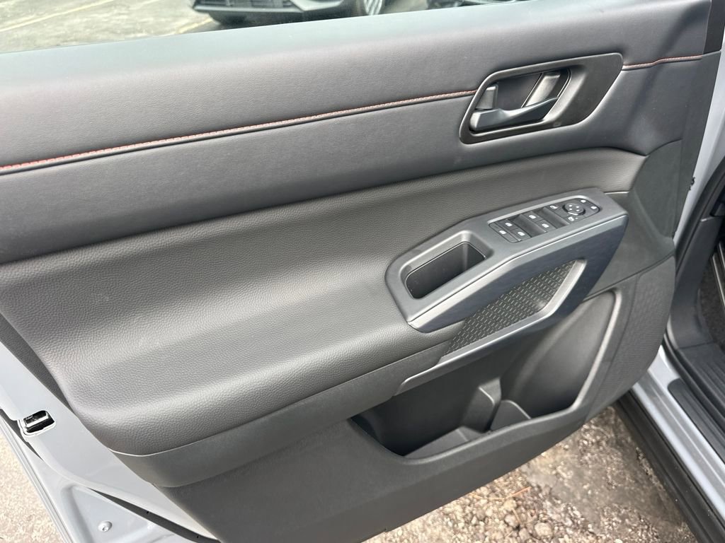 New 2026 Nissan Pathfinder Rock Creek image 10