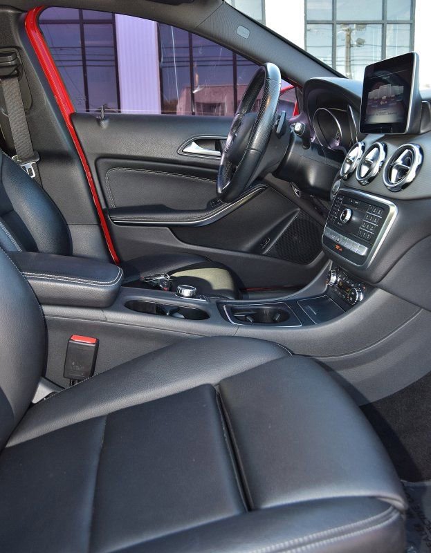 Used 2019 Mercedes-Benz GLA 250 4MATIC image 22