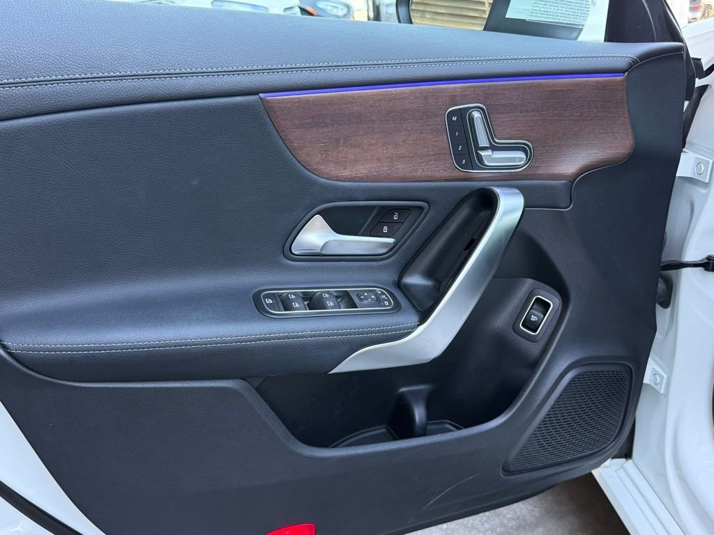 Used 2023 Mercedes-Benz CLA 250 image 18