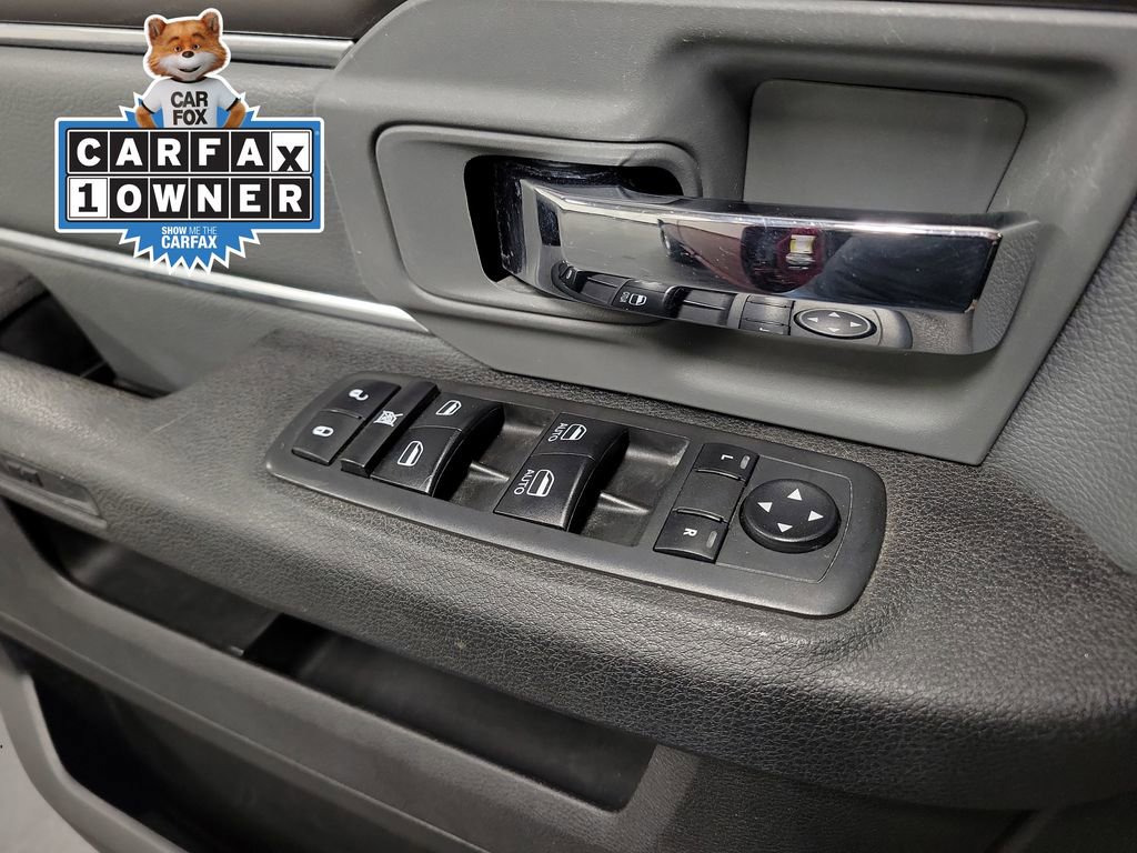 Used 2021 RAM 1500 Classic SLT image 19