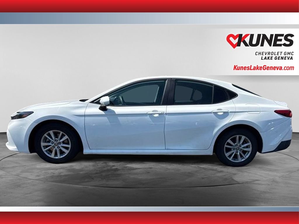 Used 2025 Toyota Camry LE FWD image 8