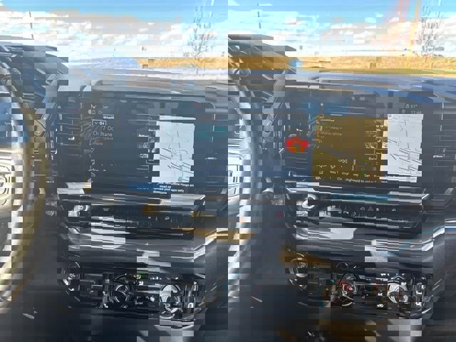 Certified 2024 Chevrolet Silverado 3500 High Country w/ Technology Package image 18