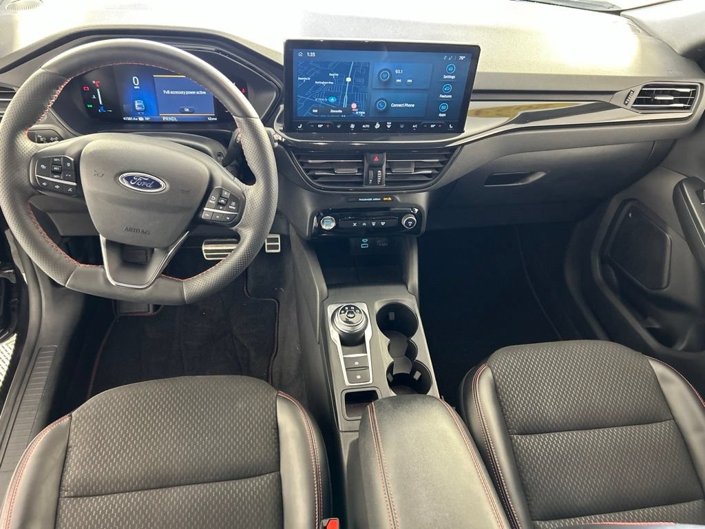 Used 2023 Ford Escape ST-Line w/ Tech Pack #1 AWD/4WD image 11