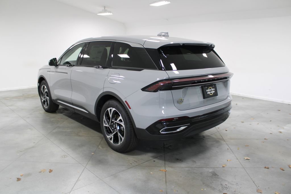 New 2026 Lincoln Nautilus Premier image 6