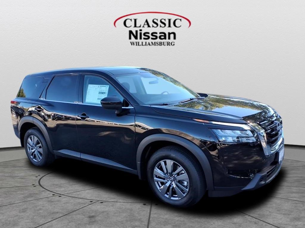 New 2025 Nissan Pathfinder S