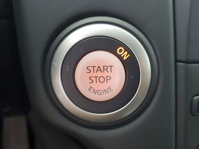 Used 2016 Nissan 370Z w/ Sport Package image 25