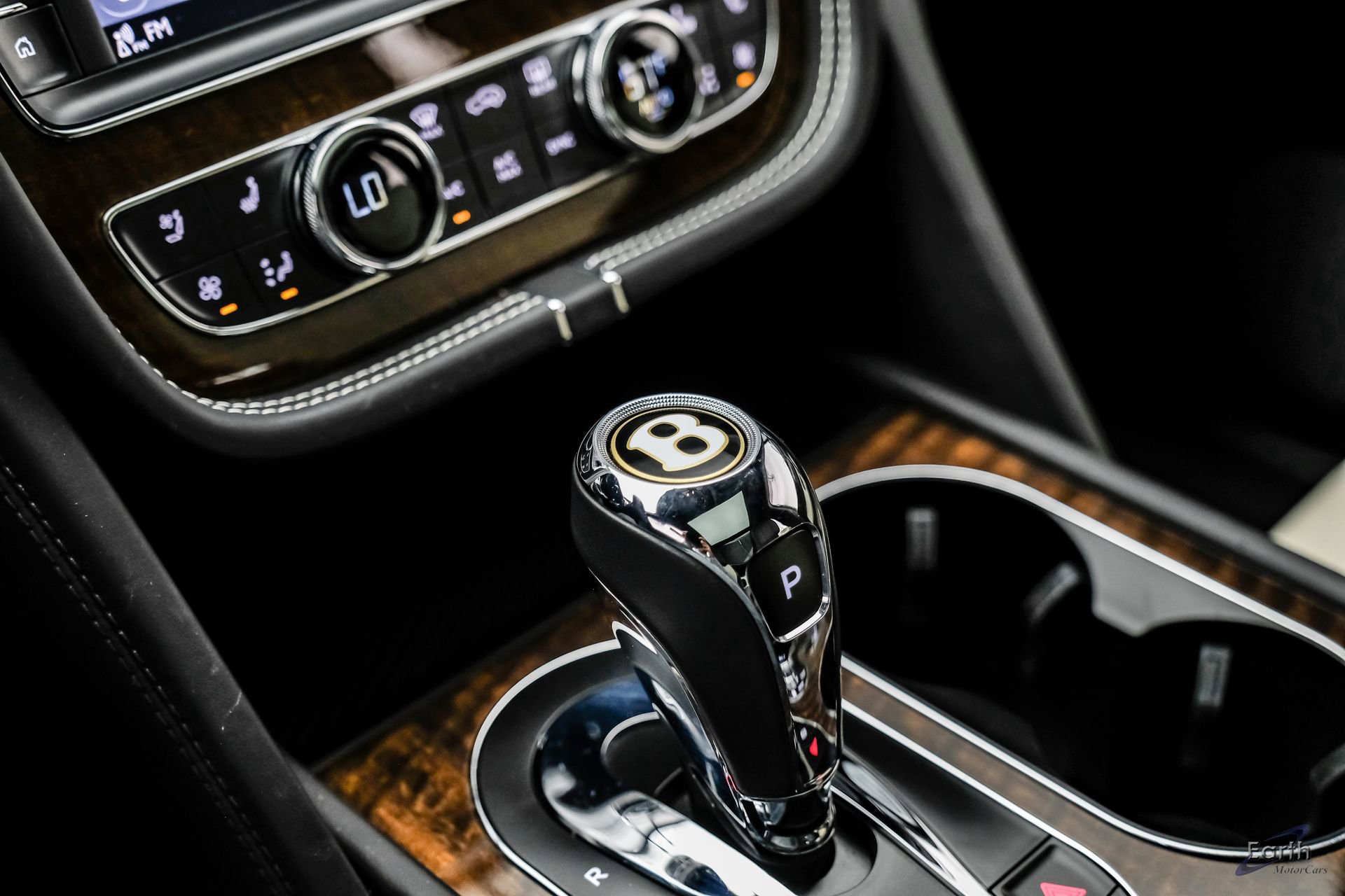 Used 2019 Bentley Bentayga image 54