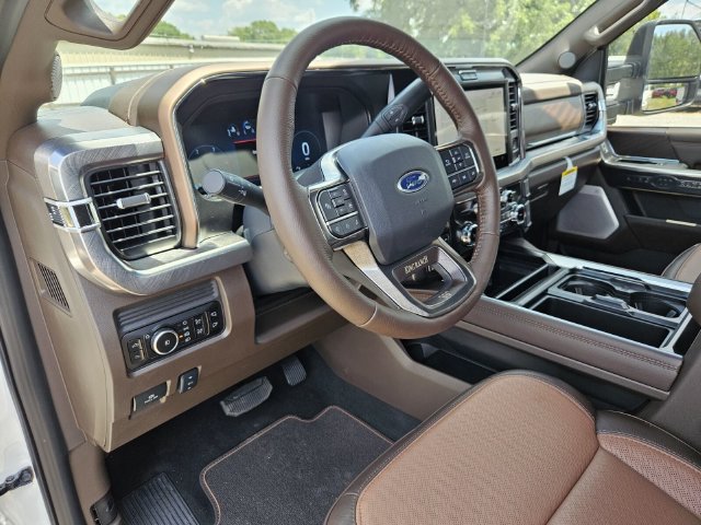 New 2026 Ford F350 King Ranch w/ FX4 Off-Road Package AWD/4WD image 10