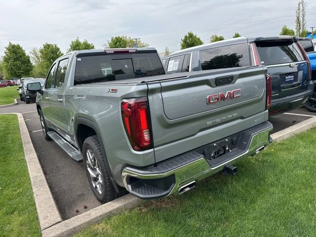 Used 2024 GMC Sierra 1500 SLT w/ SLT Premium Package AWD/4WD image 4