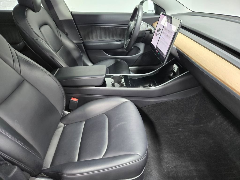 Used 2020 Tesla Model 3 Performance image 45