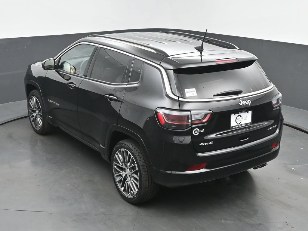 Used 2022 Jeep Compass Limited w/ Elite Group AWD/4WD image 44
