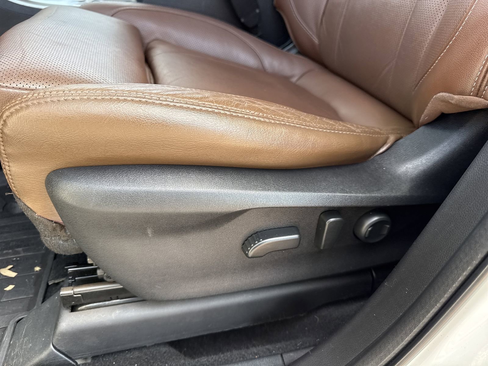 Used 2019 Subaru Ascent Touring AWD/4WD image 44