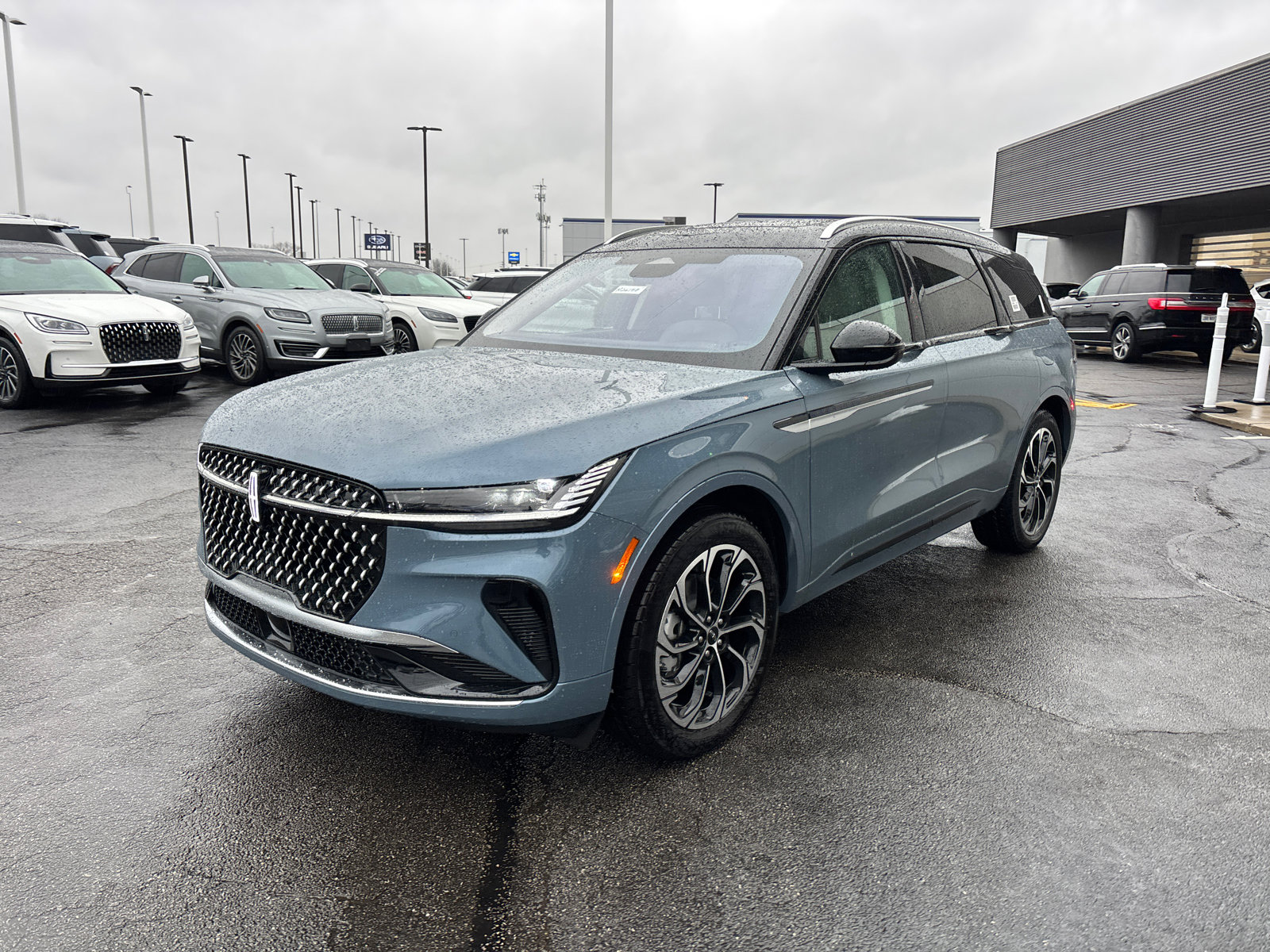 New 2026 Lincoln Nautilus Reserve image 3