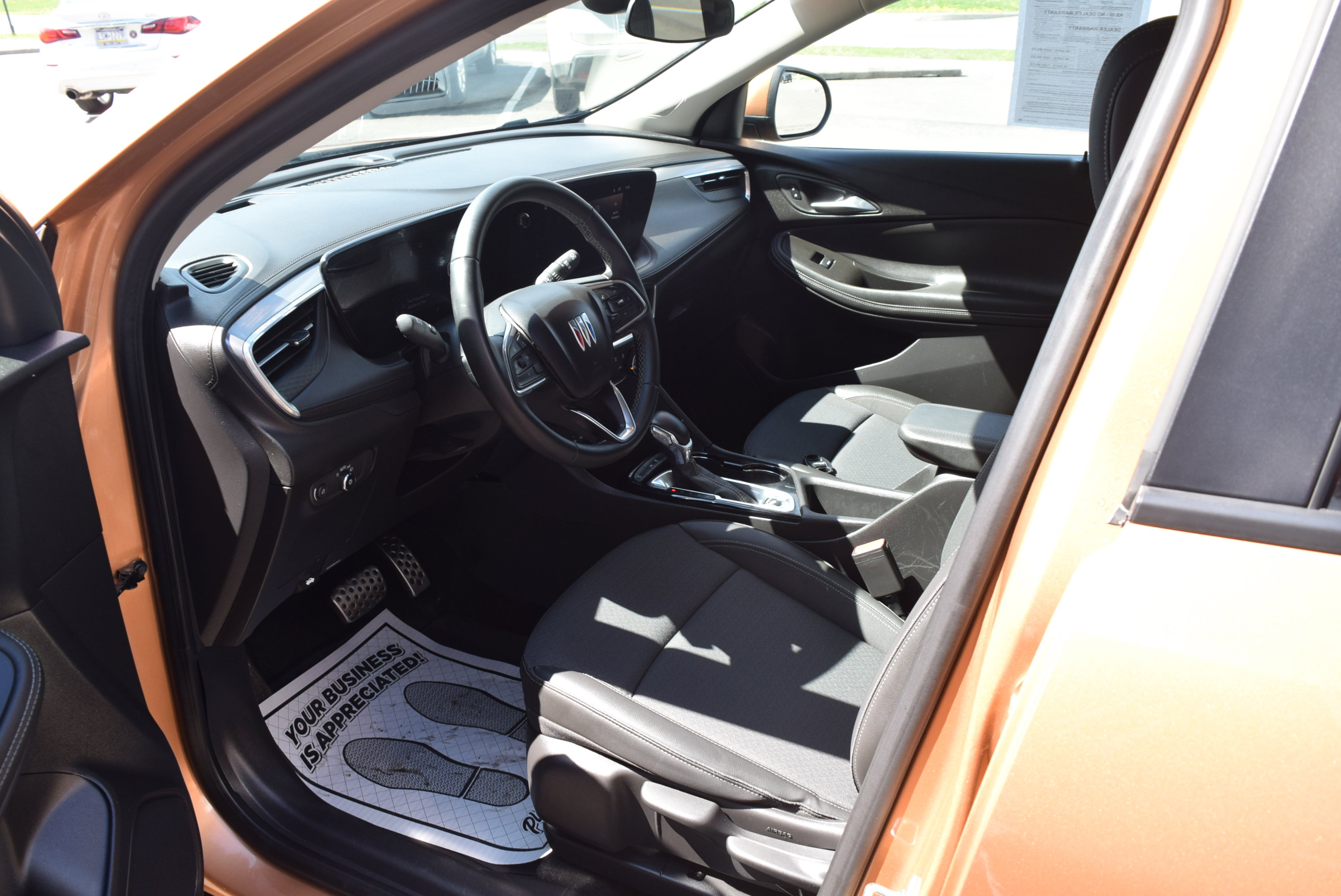 Used 2024 Buick Encore GX Preferred FWD image 12