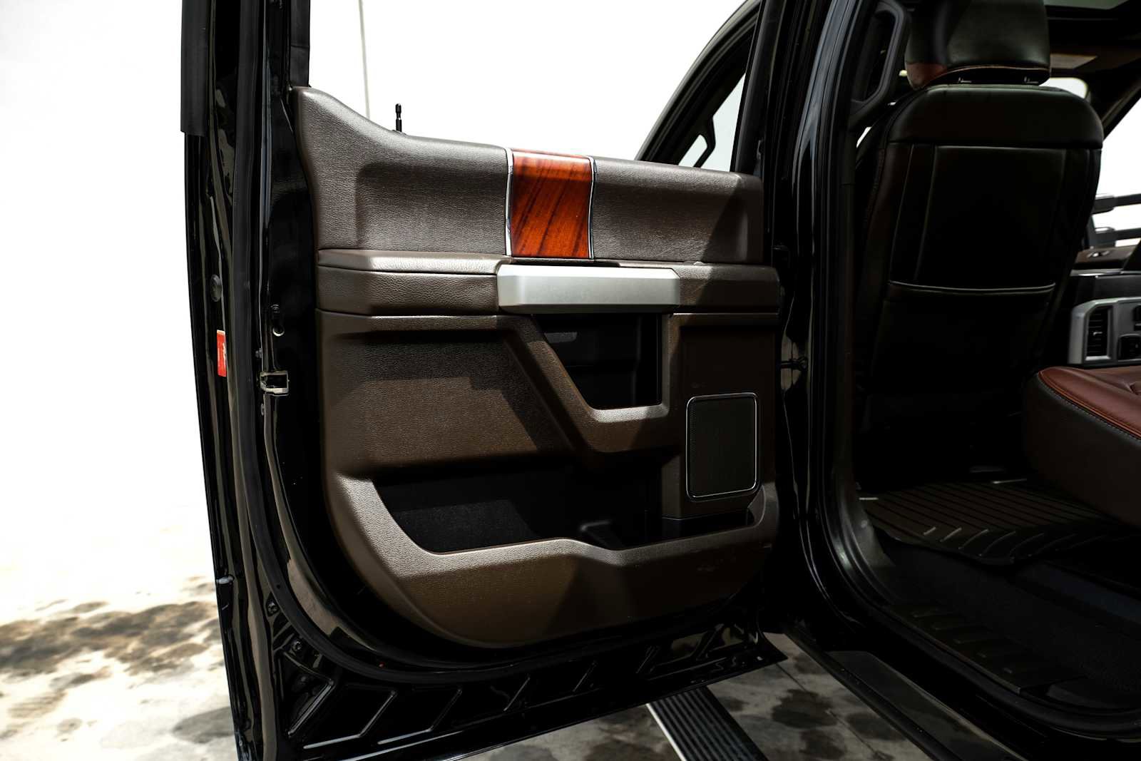 Used 2022 Ford F250 King Ranch w/ King Ranch Ultimate Package image 43