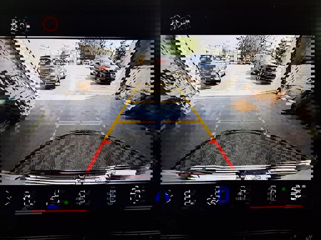 New 2026 GMC Canyon Denali image 11