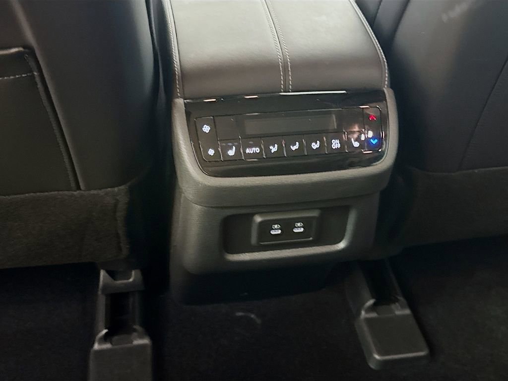 Certified 2026 INFINITI QX60 Luxe w/ Cargo Package image 32