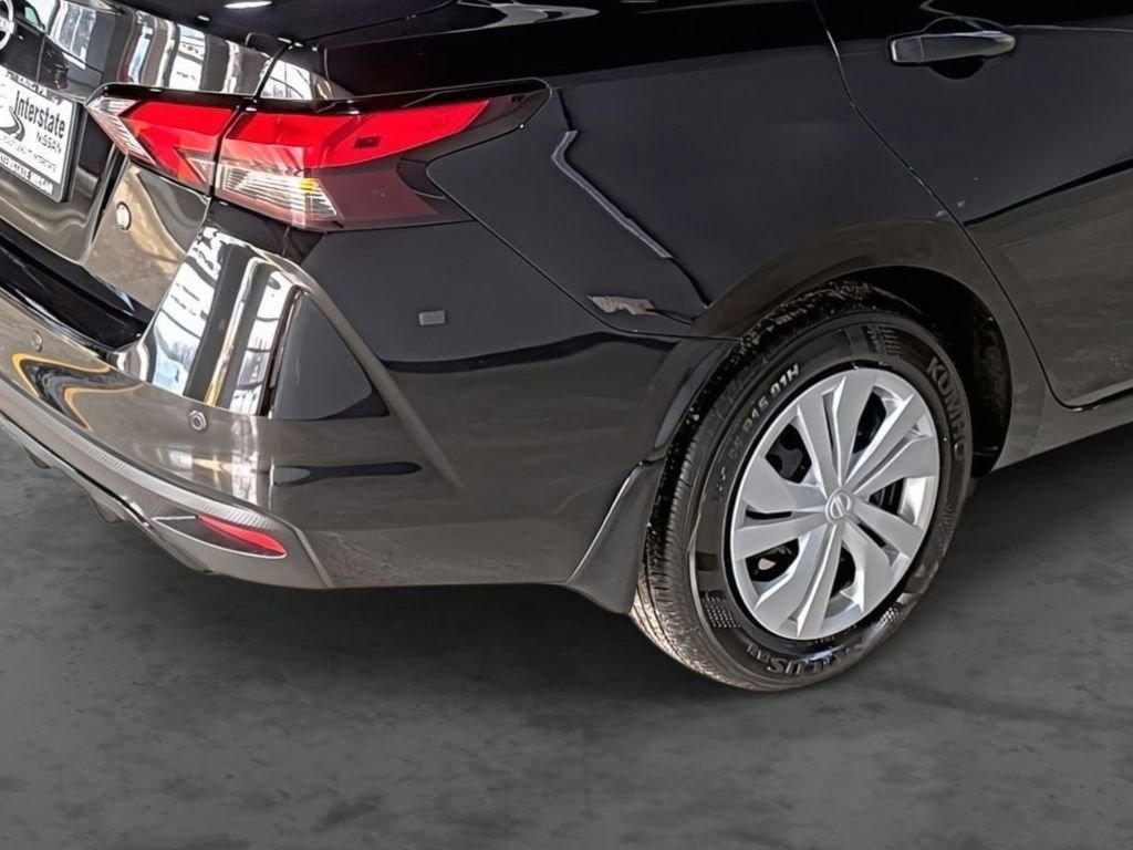 Used 2025 Nissan Versa S w/ Trunk Package image 13