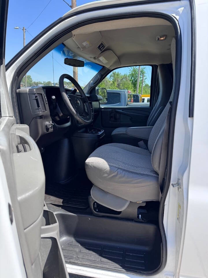 Used 2013 Chevrolet Express 3500 LT w/ LT Preferred Equipment Group RWD image 13
