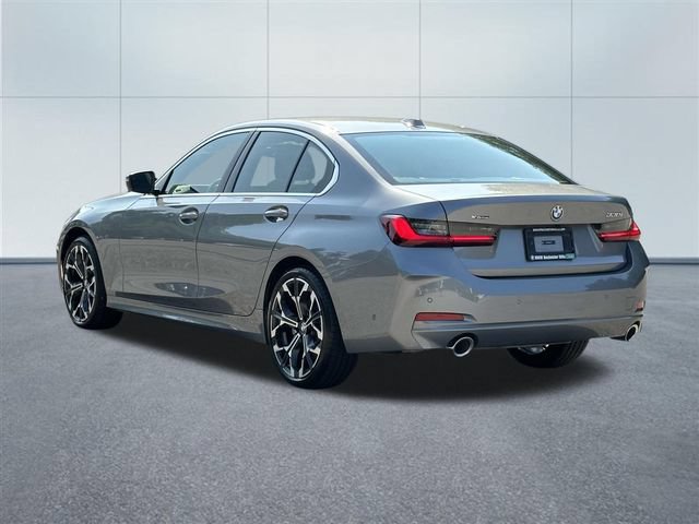 Used 2026 BMW 330i xDrive Sedan w/ Premium Package AWD/4WD image 9