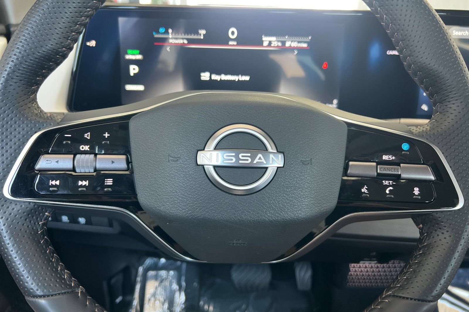 Certified 2023 Nissan Ariya FWD image 27