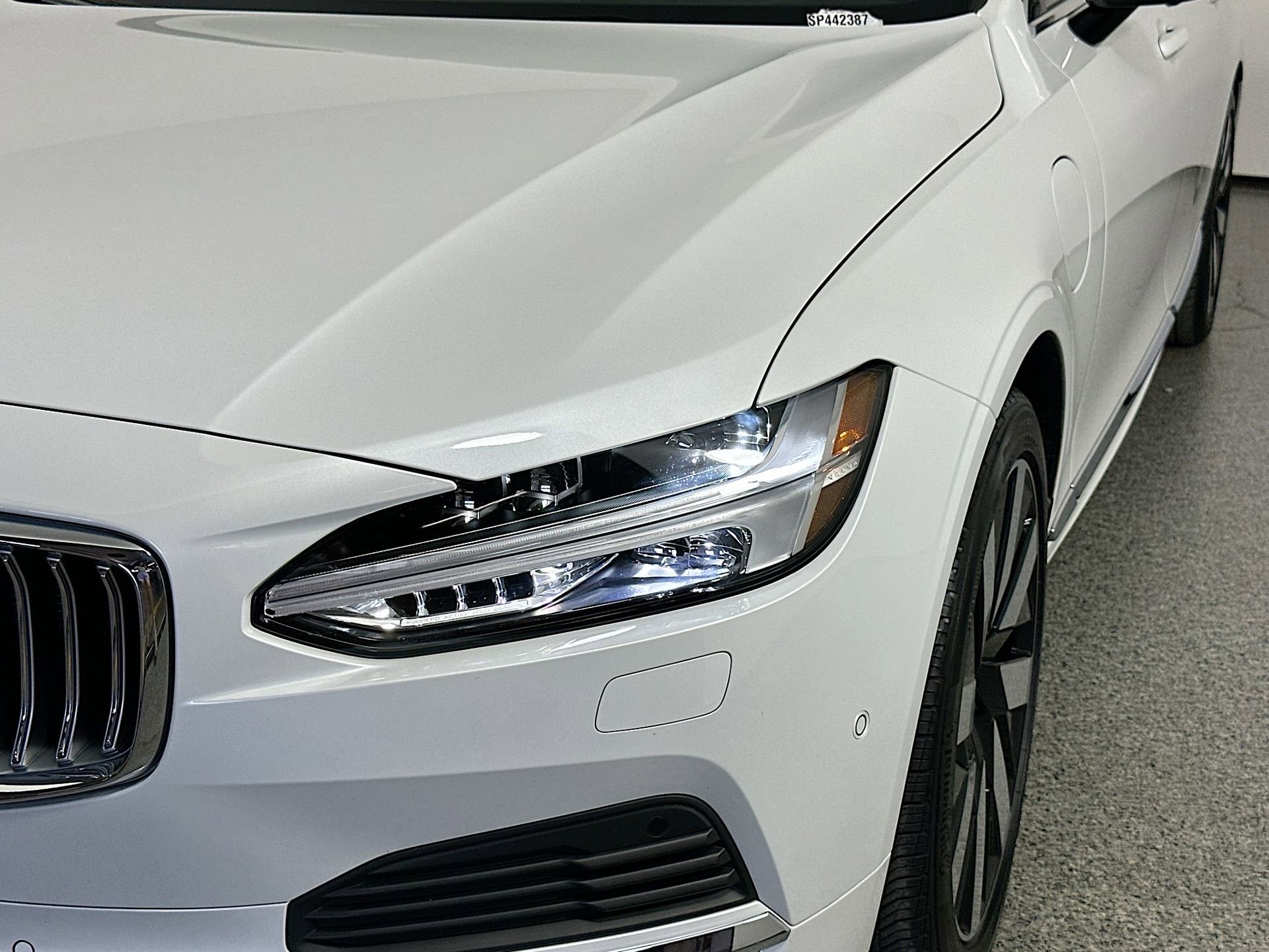 New 2025 Volvo S90 T8 Ultra image 8