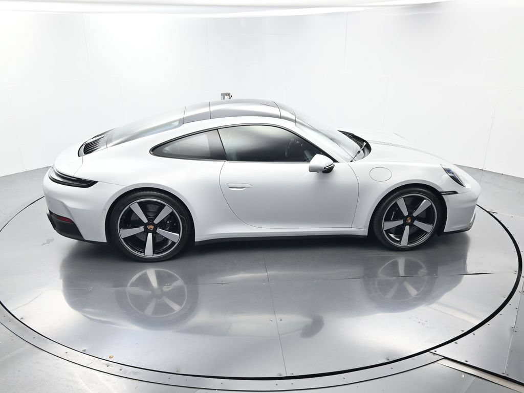 Certified 2025 Porsche 911 Carrera S RWD image 41