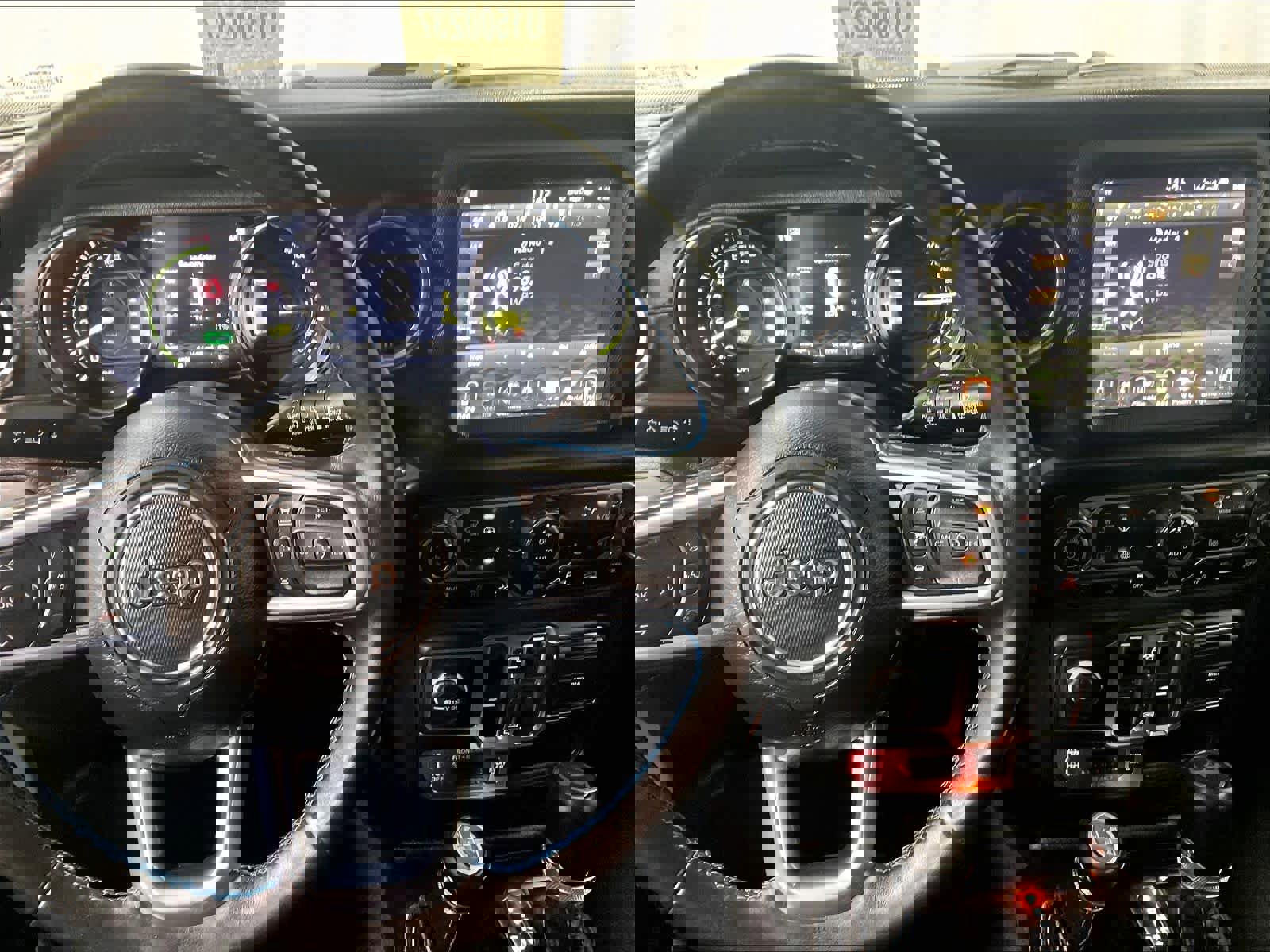 Used 2021 Jeep Wrangler Unlimited Rubicon 4xe w/ Steel Bumper Group image 19