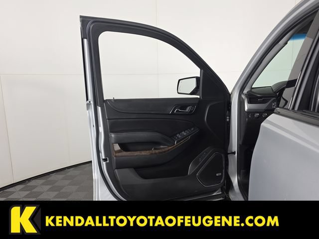 Used 2019 Chevrolet Tahoe LT w/ RST Edition AWD/4WD image 23