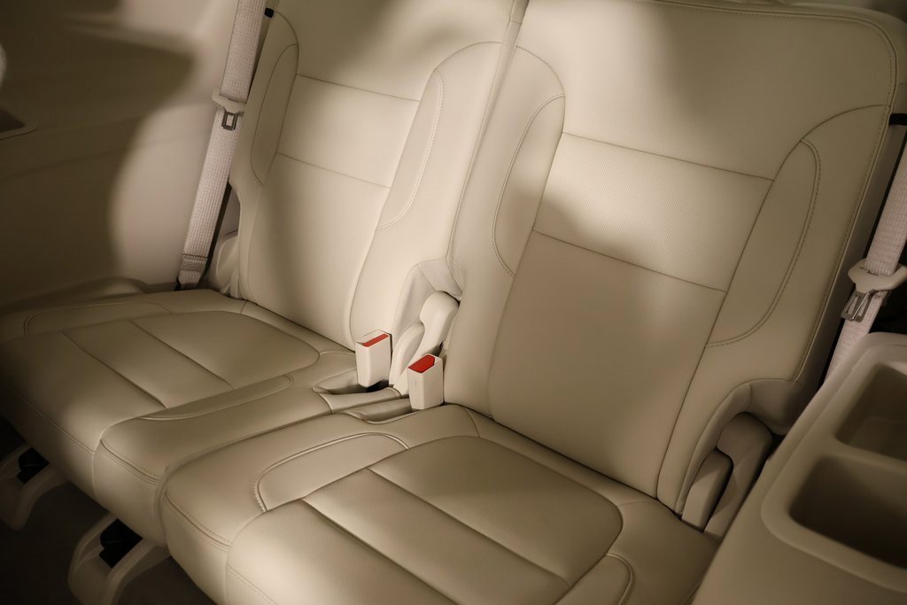 Used 2023 GMC Acadia Denali w/ Denali Ultimate Package image 12