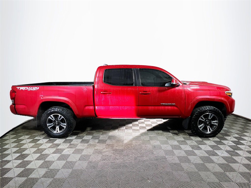 Certified 2019 Toyota Tacoma TRD Sport image 9