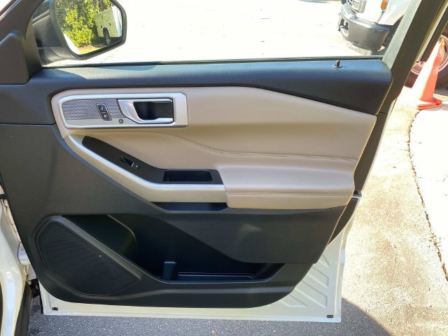 Used 2021 Ford Explorer Limited w/ Hybrid Equipment Group 310A RWD image 34